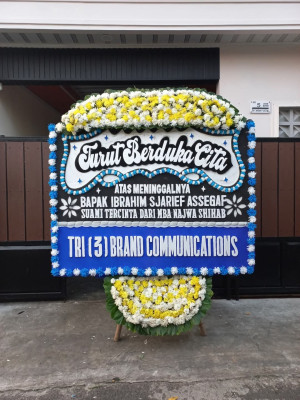 Papan Bunga Duka di Kampar Kiri Tengah